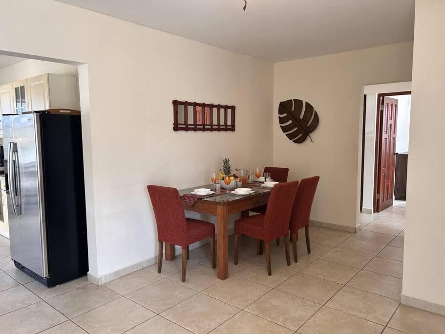 Jolie Villa Entire Villa In Noord, Aruba Palm Beach Zewnętrze zdjęcie